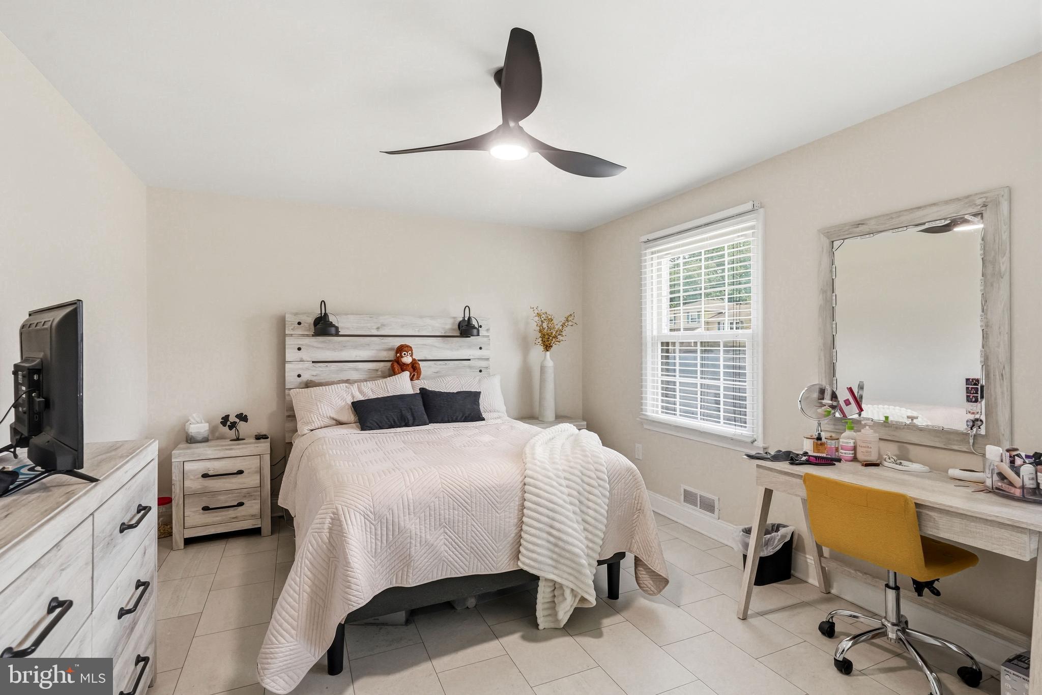 7 Hillside Road Stratford, NJ 08084 - Photo 18 of 33 Gallery Image 18