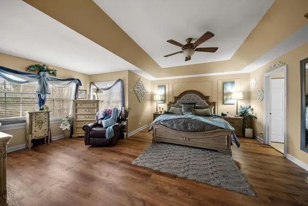 $625,000 | 443 Glover Drive, North Aurora, IL 60542