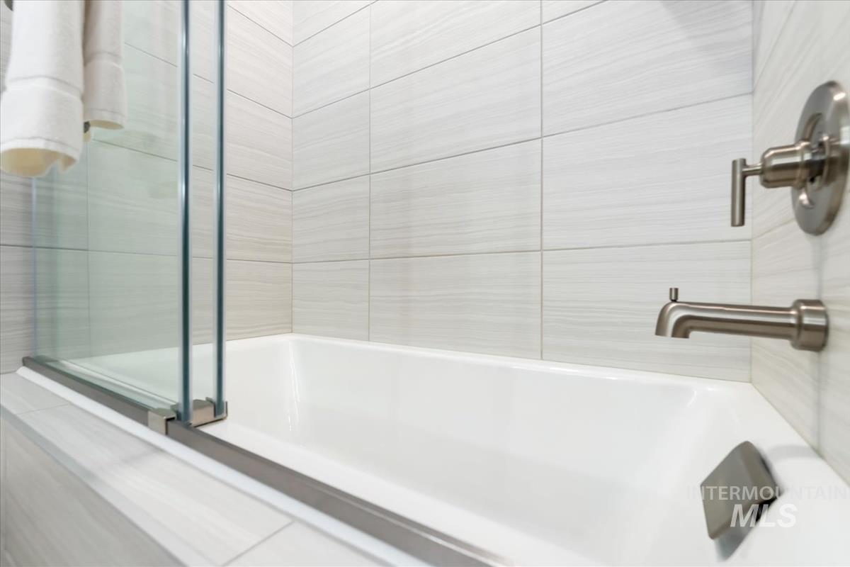 720 Village Drive, Unit 205 Donnelly, ID 83615 - Photo 21 of 50