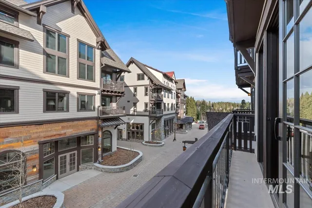$495,000 | 720 Village Drive, Unit 205, Donnelly, ID 83615