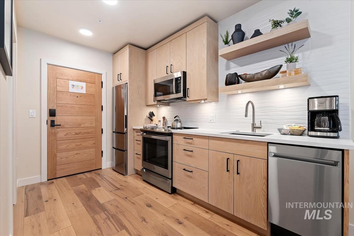 720 Village Drive, Unit 205 Donnelly, ID 83615 - Photo 4 of 50