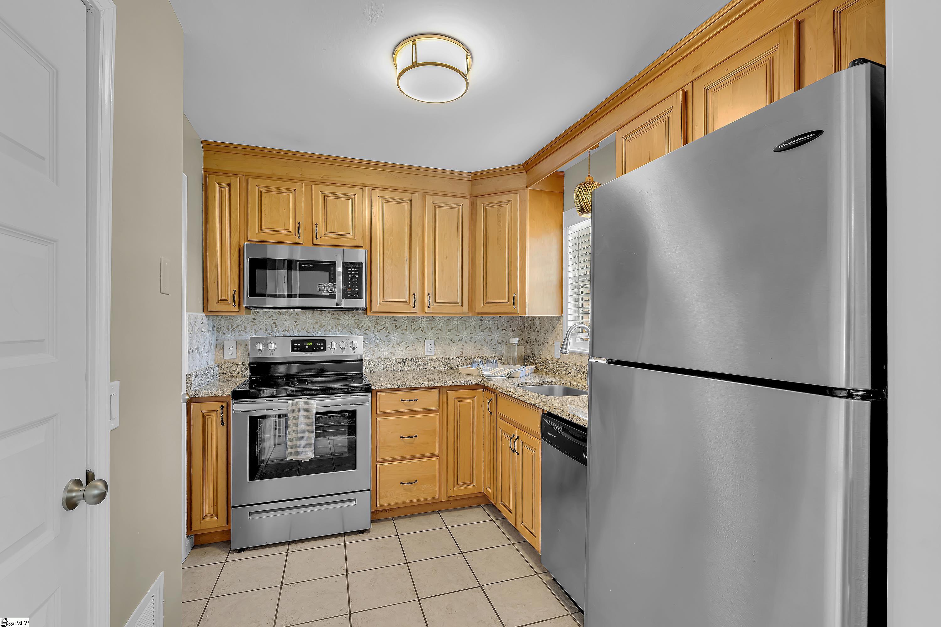 815 Edwards Road, Unit 67 Greenville, SC 29615 - Photo 7 of 22
