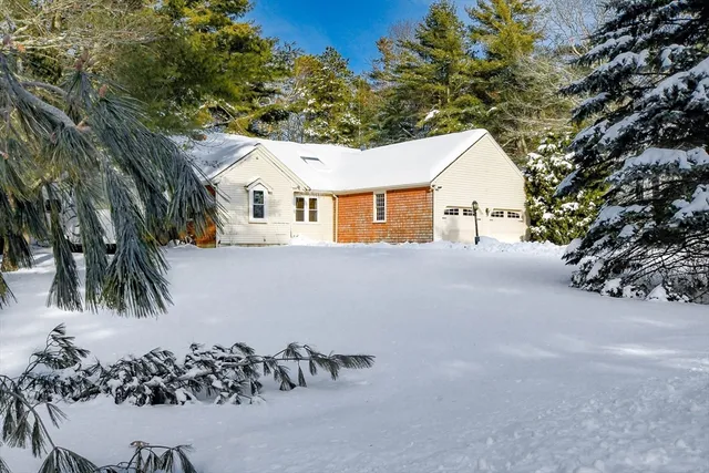 $455,000 | 24 Heather Hill Road, Bourne, MA 02532