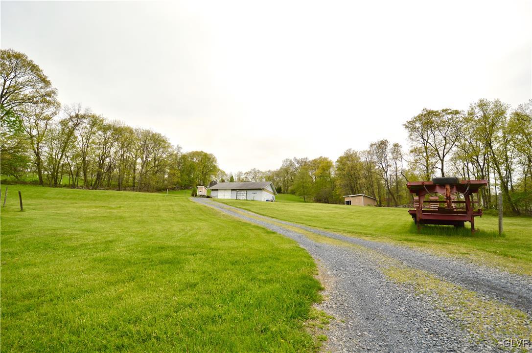 2002 Ridge Road Bangor, PA 18013 - Photo 7 of 48 Gallery Image 7