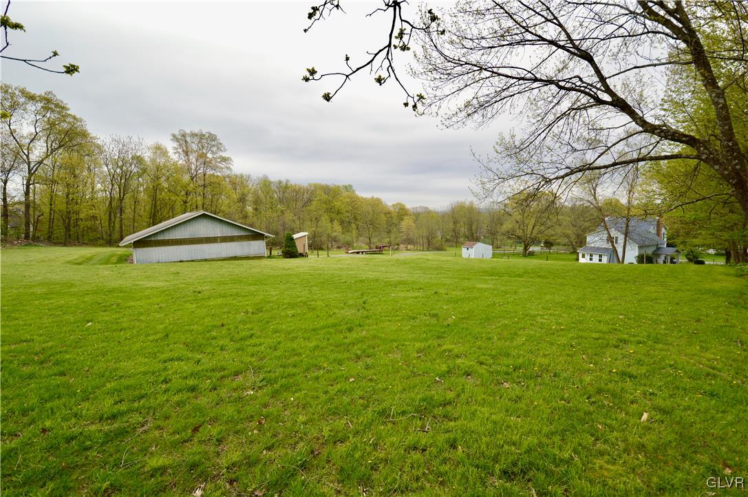 2002 Ridge Road Bangor, PA 18013 - Photo 10 of 48 Gallery Image 10