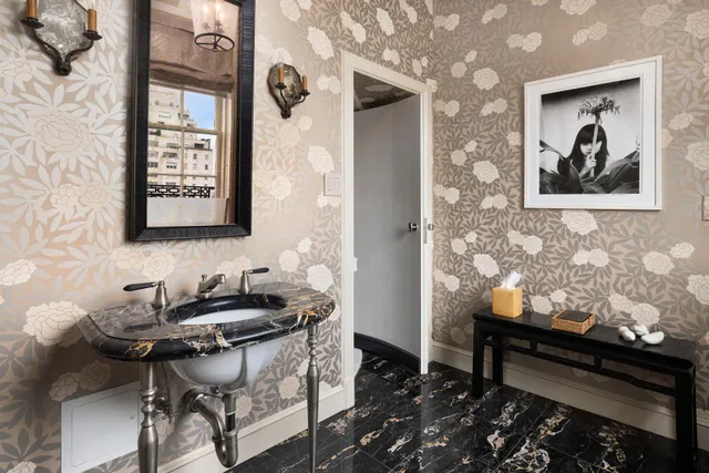 $9,950,000 | 2 East 70th Street, Unit 91011B | Lenox Hill