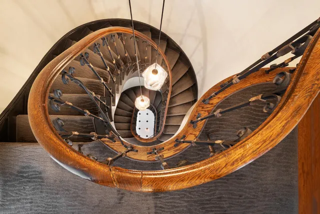 $9,950,000 | 2 East 70th Street, Unit 91011B | Lenox Hill