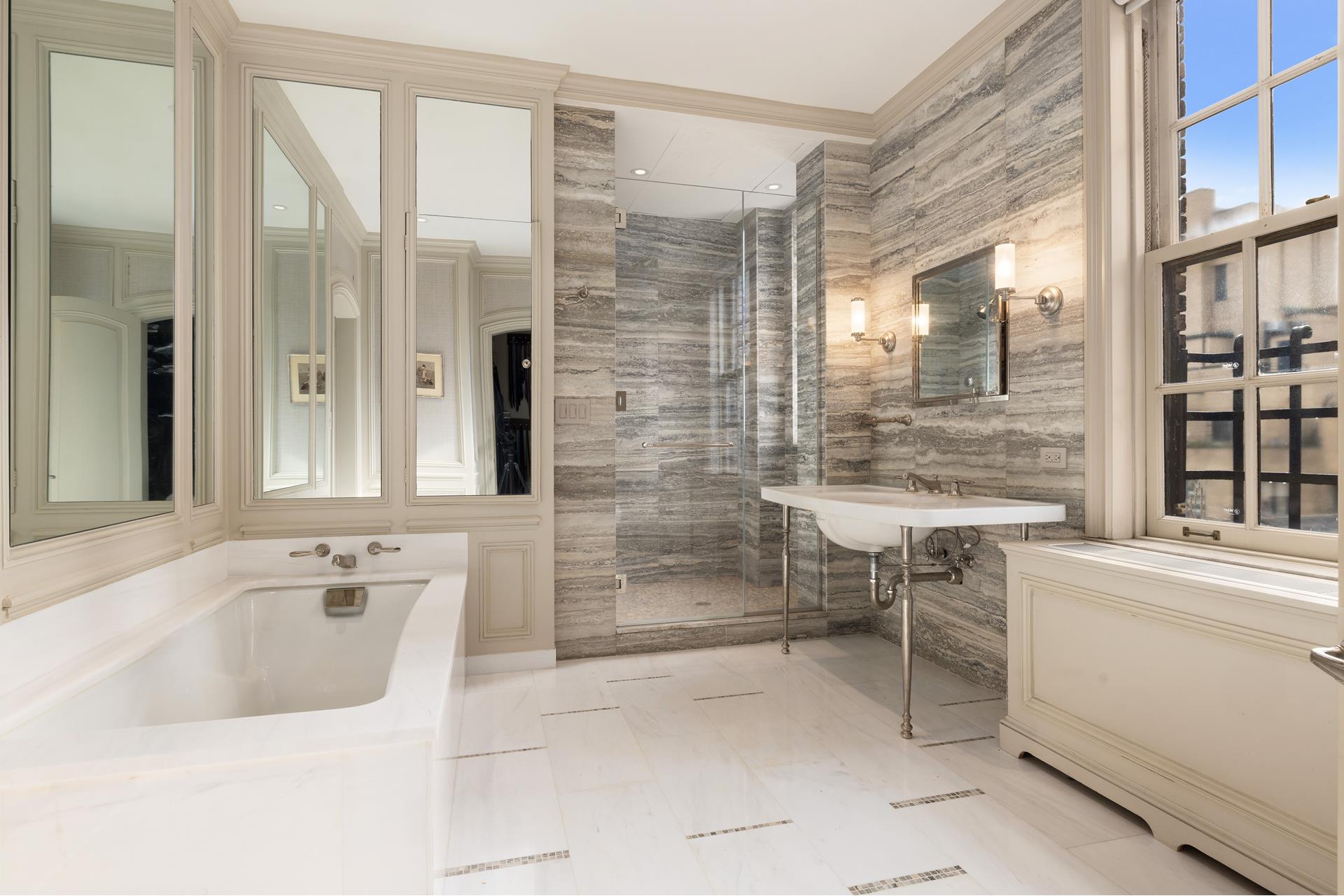 2 East 70th Street, Unit 91011B Manhattan, NY 10021 - Photo 9 of 16