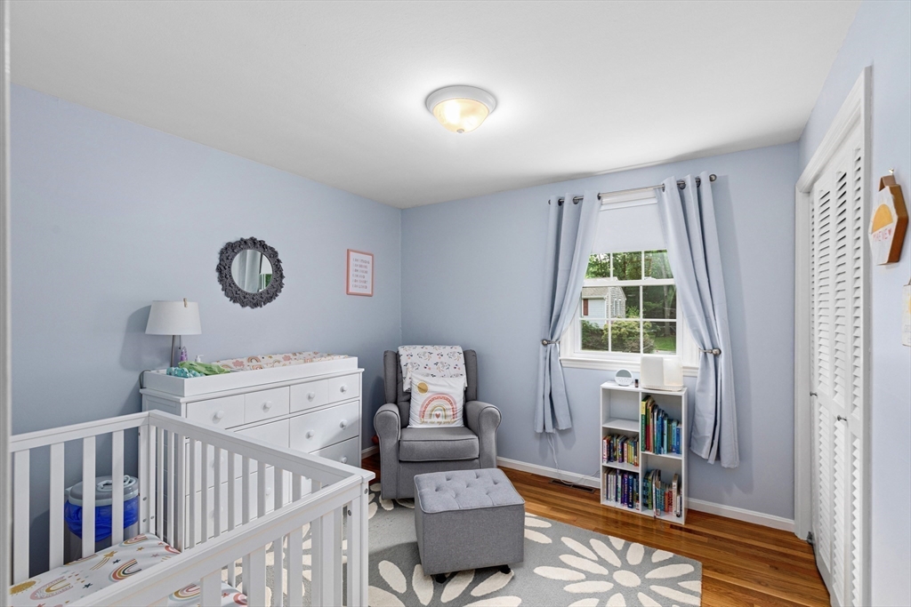 29 Worrall Road Plymouth, MA 02360 - Photo 28 of 38 a bedroom with furniture and a window