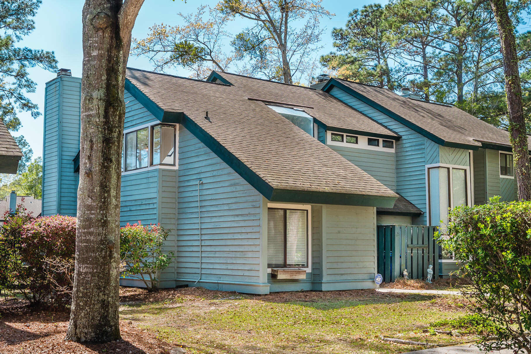 1133 Shadow Lake Circle, Unit 29 Mount Pleasant, SC 29464 - Photo 2 of 38 1133ShadowLakes-2