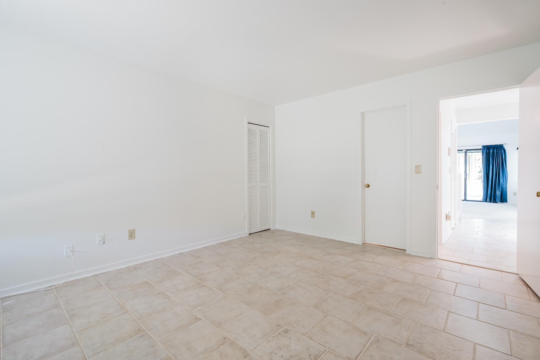 1133 Shadow Lake Circle, Unit 29 Mount Pleasant, SC 29464 - Photo 22 of 38 1133ShadowLakes-21