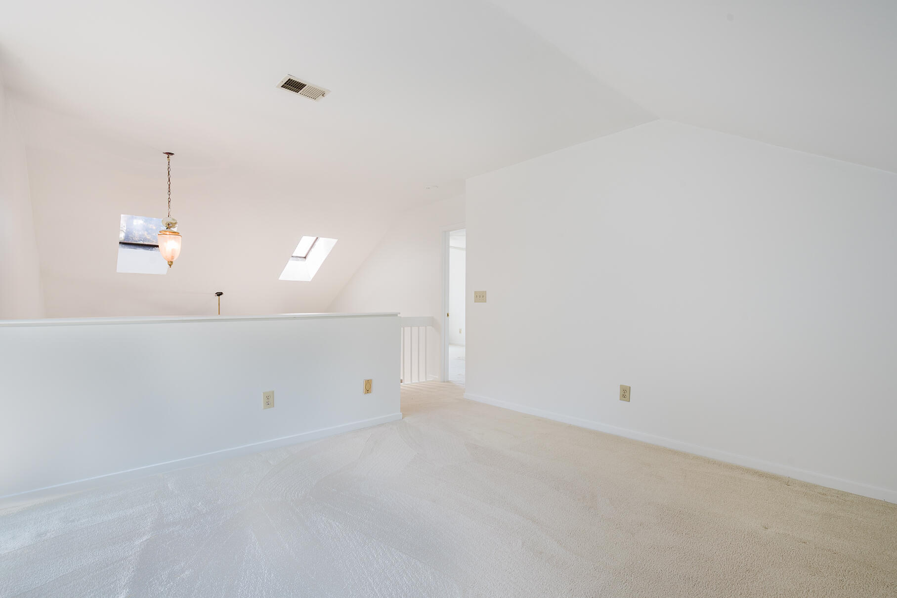 1133 Shadow Lake Circle, Unit 29 Mount Pleasant, SC 29464 - Photo 27 of 38 1133ShadowLakes-26