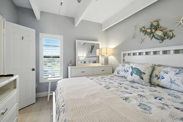 $3,000 | 4400 Florida A1A, Unit 17, Vero Beach, FL 32963