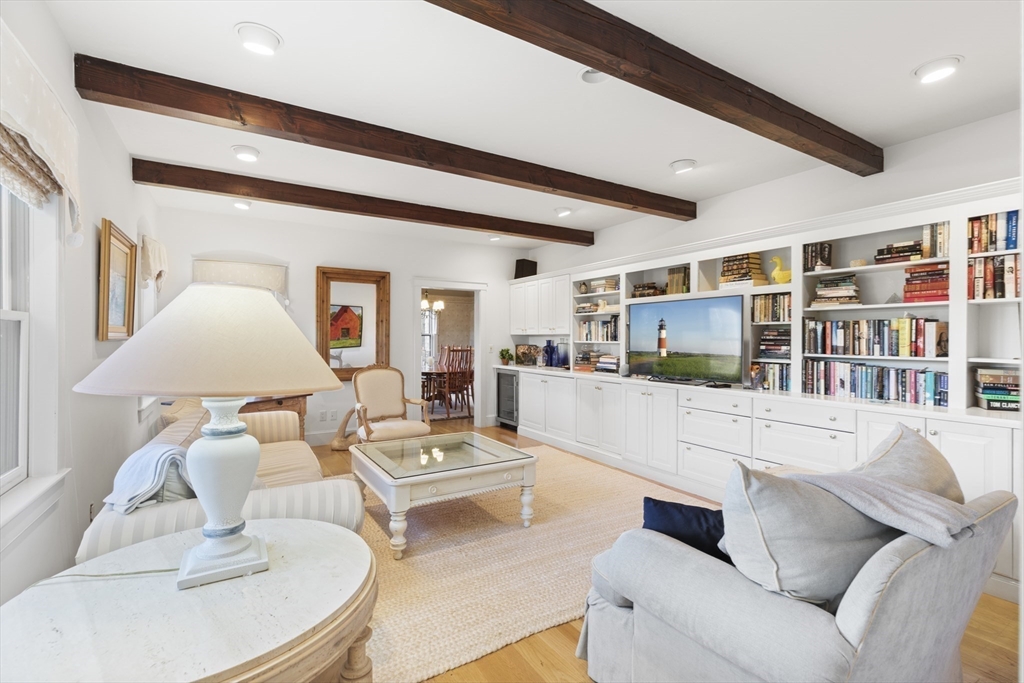 4 Maxey Pond Road Nantucket, MA 02554 - Photo 11 of 34