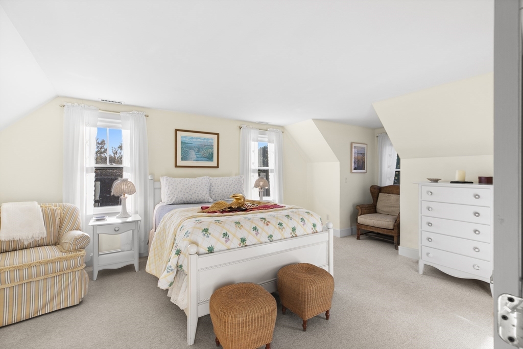 4 Maxey Pond Road Nantucket, MA 02554 - Photo 19 of 34