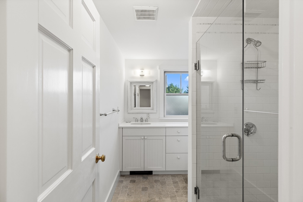 4 Maxey Pond Road Nantucket, MA 02554 - Photo 22 of 34