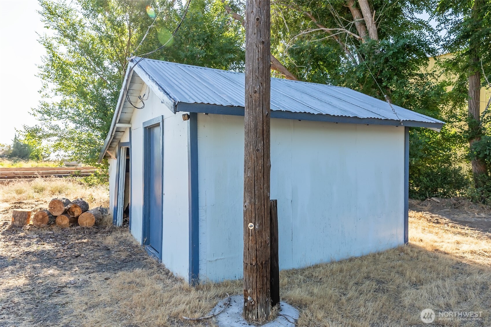 110 Strande Road Ellensburg, WA 98926 - Photo 33 of 39 a view of a house with a yard