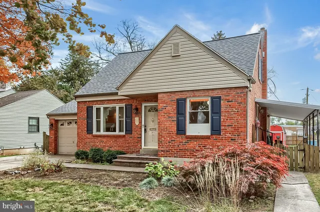 $319,900 | 2011 Columbia Avenue, Camp Hill, PA 17011