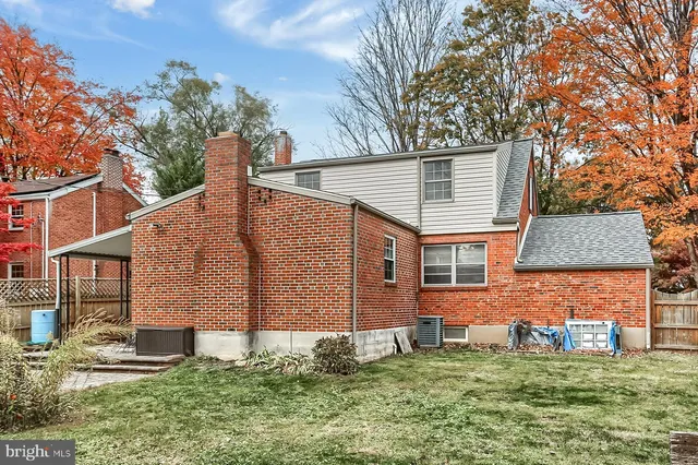 $319,900 | 2011 Columbia Avenue, Camp Hill, PA 17011