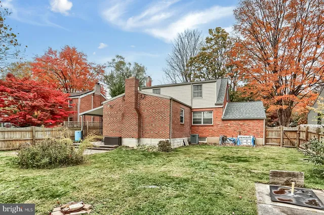 $319,900 | 2011 Columbia Avenue, Camp Hill, PA 17011