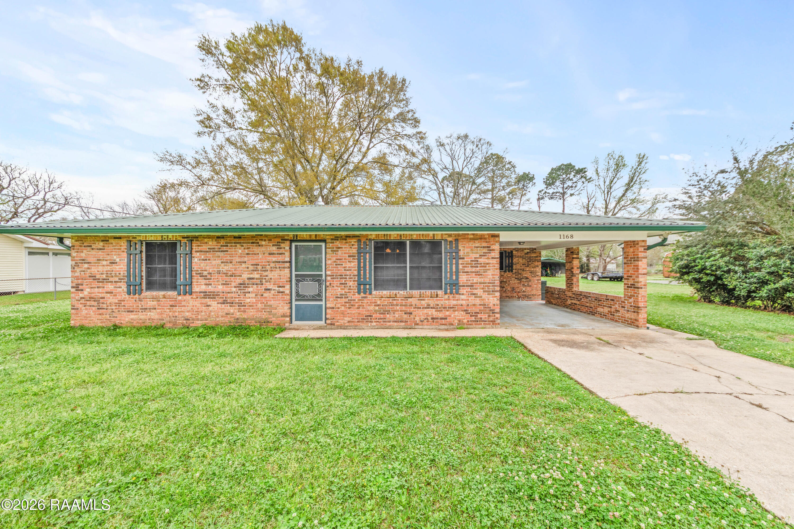 1168 Simon Angelle Road Arnaudville, LA 70512 - Photo 2 of 29 IMG_5051
