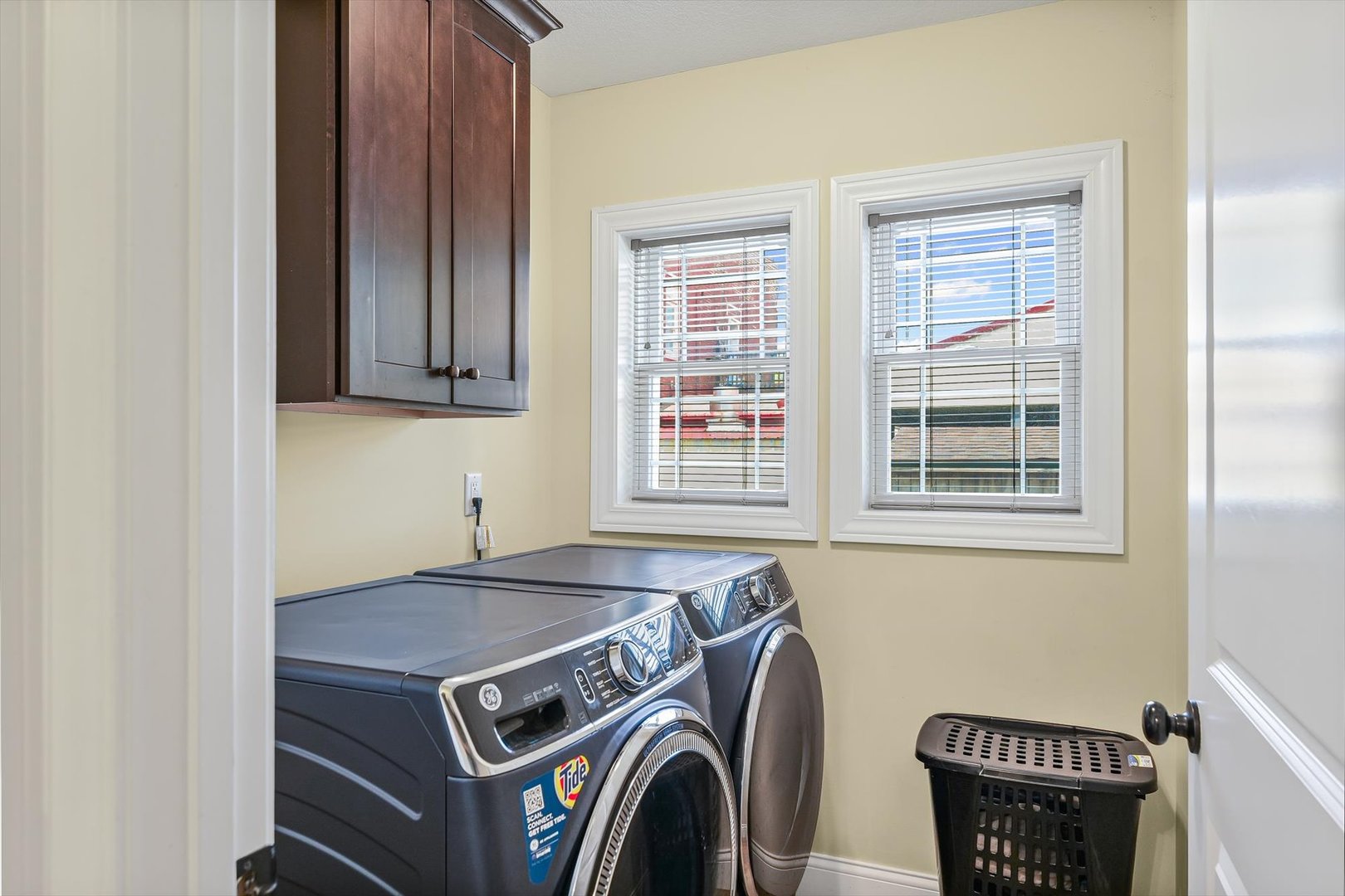 103 1st Street Strawn, IL 61775 - Photo 20 of 50 a utility room with dryer and washer