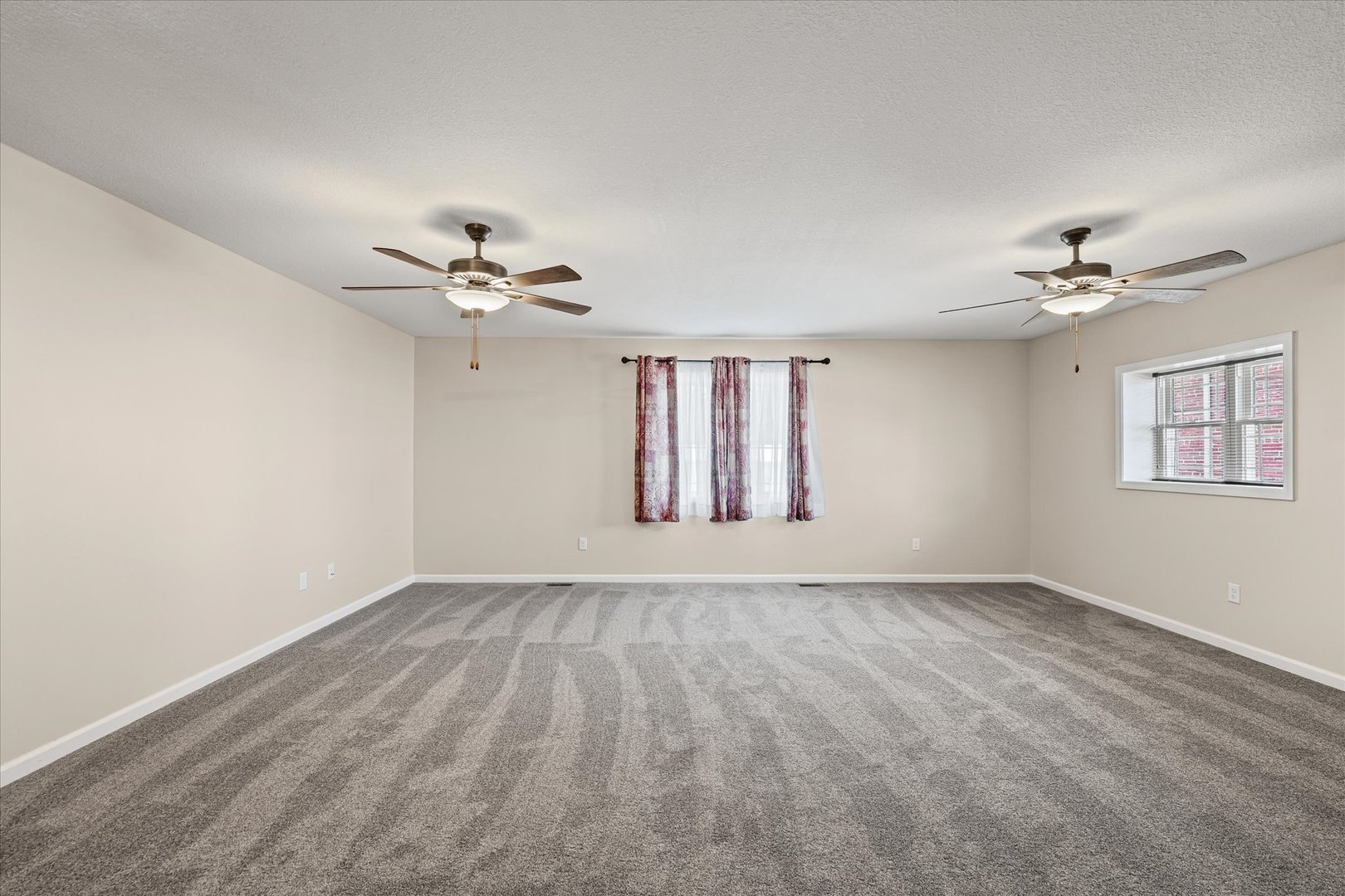 103 1st Street Strawn, IL 61775 - Photo 30 of 50 a view of an empty room with a window