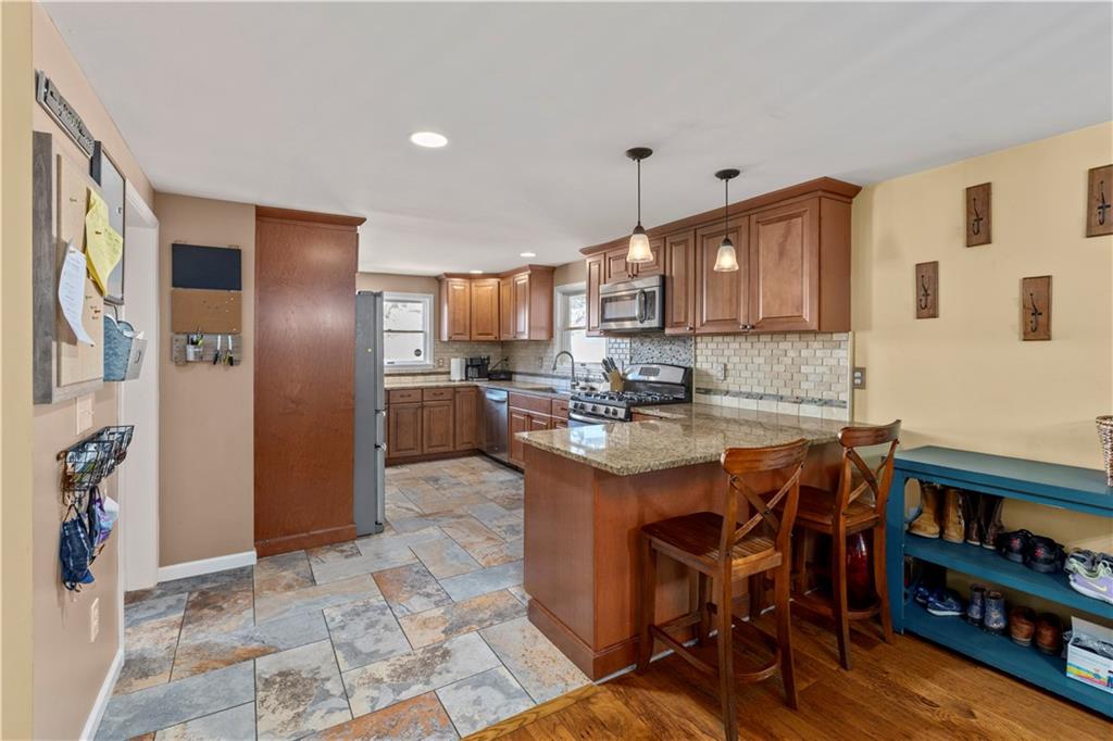 1101 Burchfield Road Allison Park, PA 15101 - Photo 8 of 25 Gallery Image 8