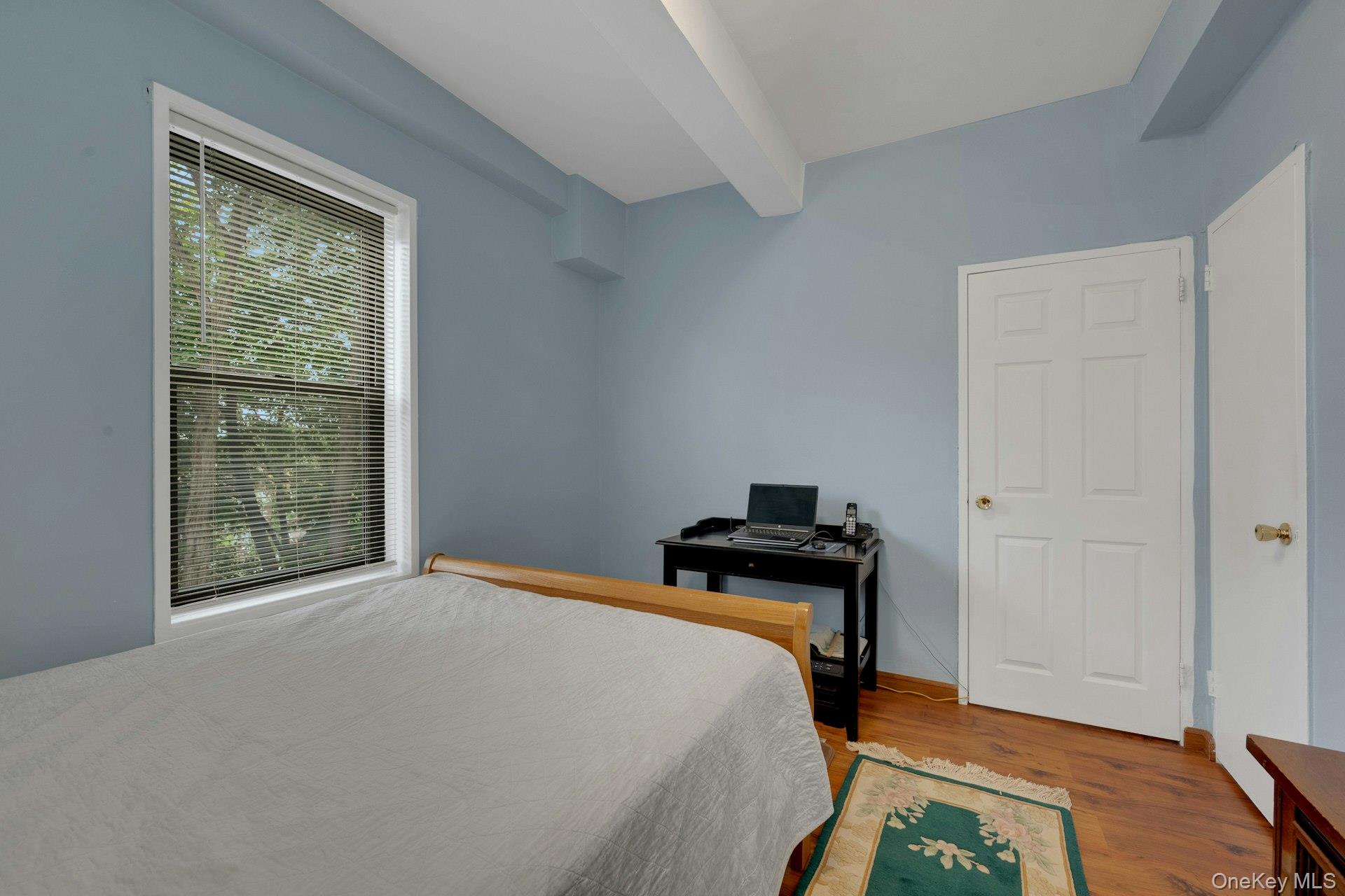 1 Remsen Road, Unit 1F Yonkers, NY 10710 - Photo 11 of 19 Bedroom 2 with large window, facing doors.