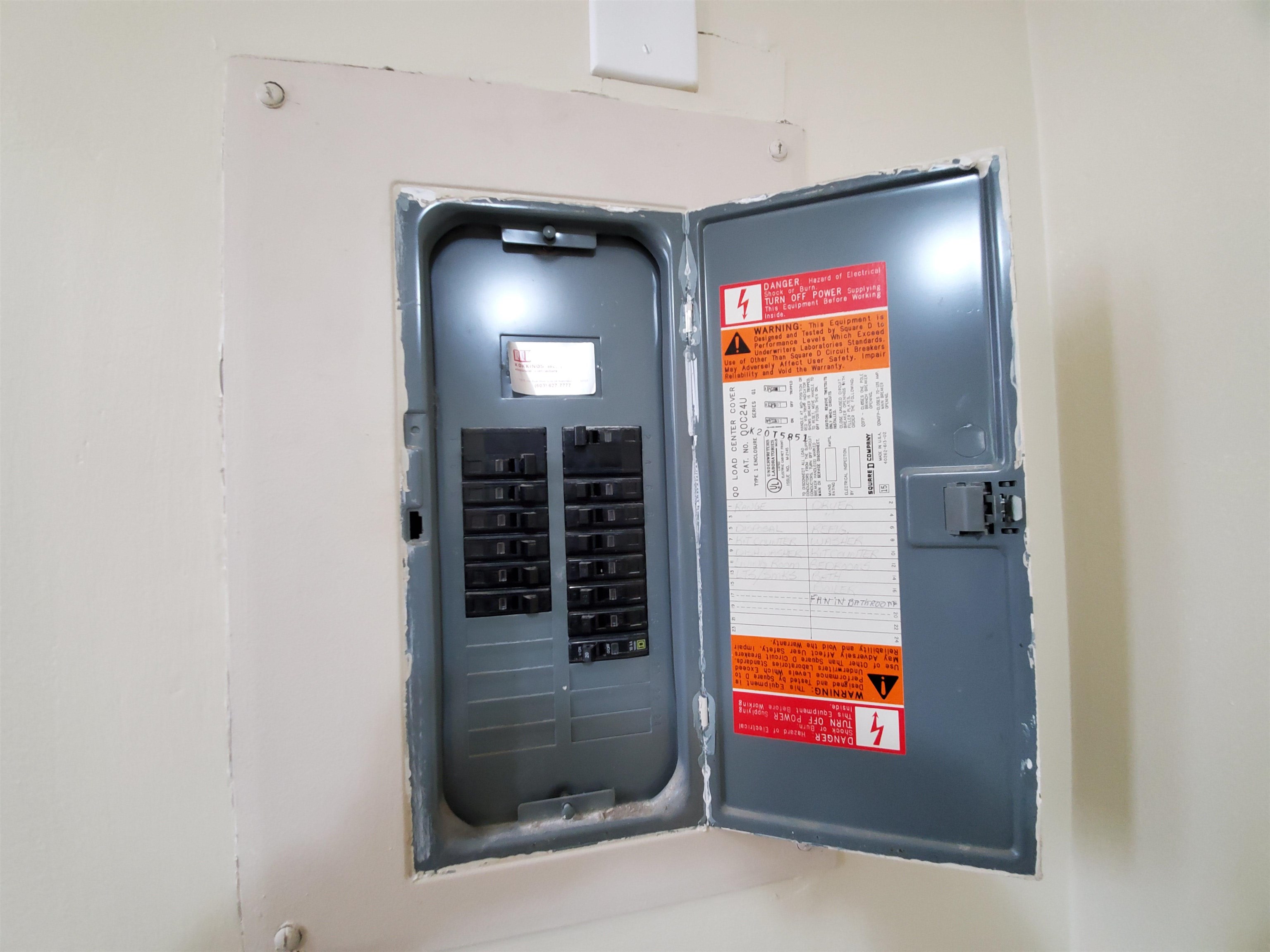 164 Maple Street, Unit C Manchester, NH 03103 - Photo 22 of 32