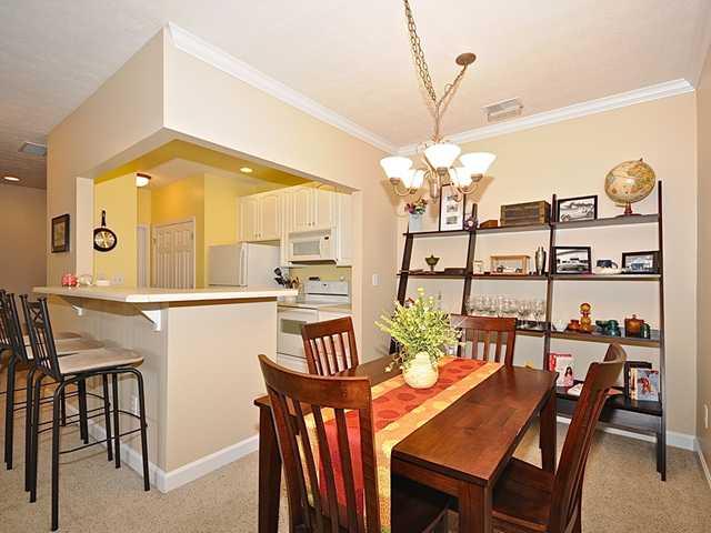 1064 Shadow Ridge Road Indianapolis, IN 46280 - Photo 4 of 14 Gallery Image 4