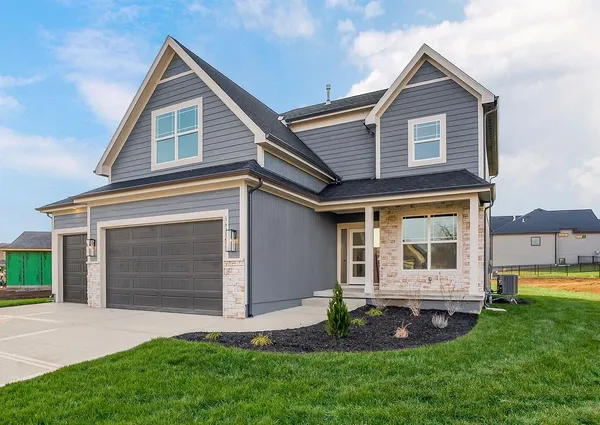 $649,950 | 16335 West 166th Place, Olathe, KS 66062
