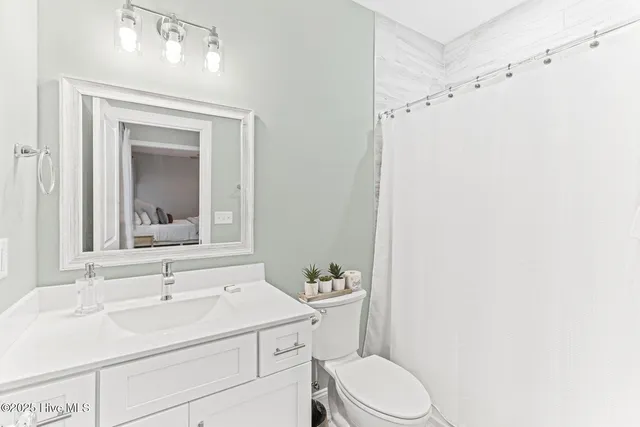 $1,145,000 | 822 South Topsail Drive, Unit B, Surf City, NC 28445