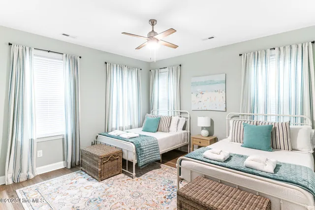 $1,145,000 | 822 South Topsail Drive, Unit B, Surf City, NC 28445
