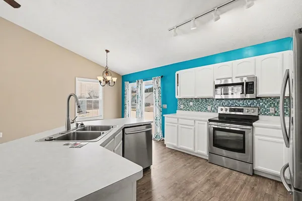 $349,900 | 6189 Clovermeadows Avenue, Scotts, MI 49088