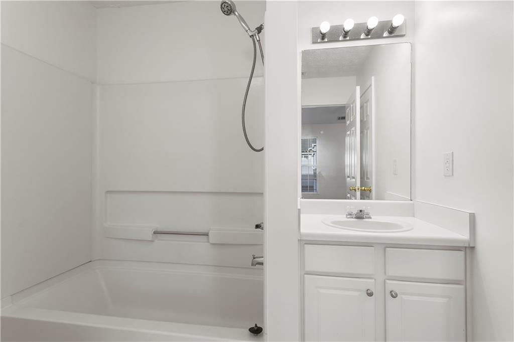 4922 Walden Lake Square Decatur, GA 30035 - Photo 20 of 22