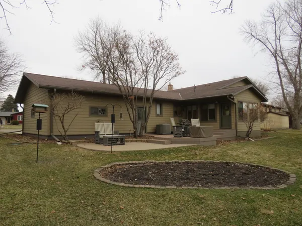 $413,900 | 902 10th Street South, Benson, MN 56215