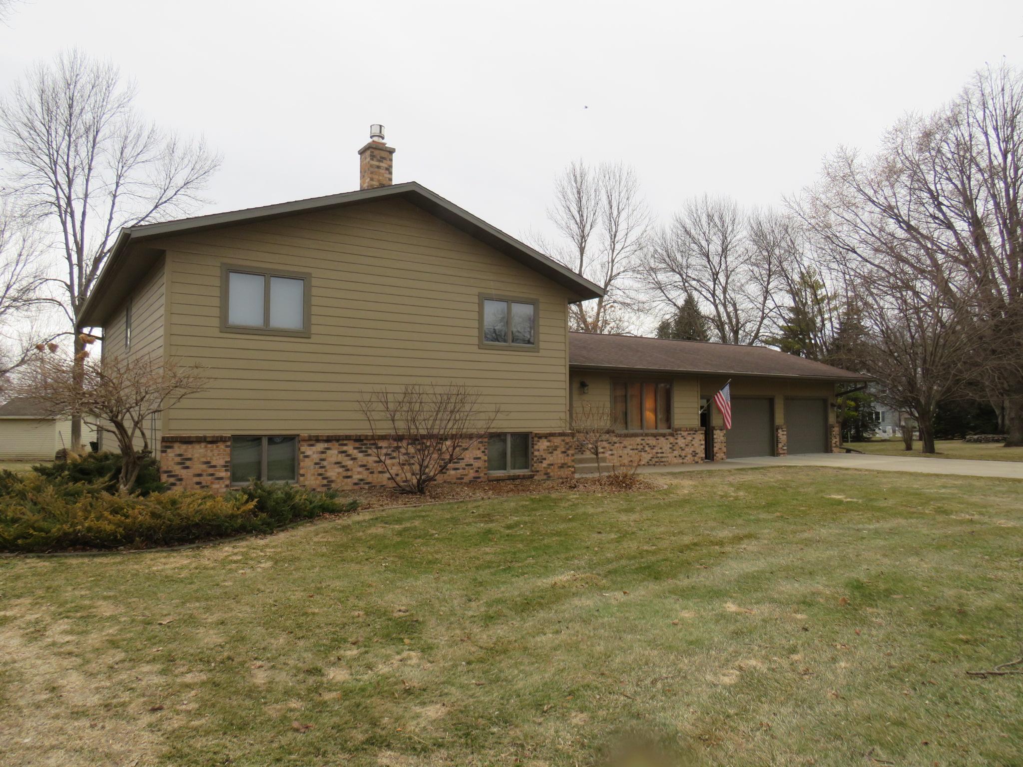 902 10th Street South Benson, MN 56215 - Photo 31 of 36