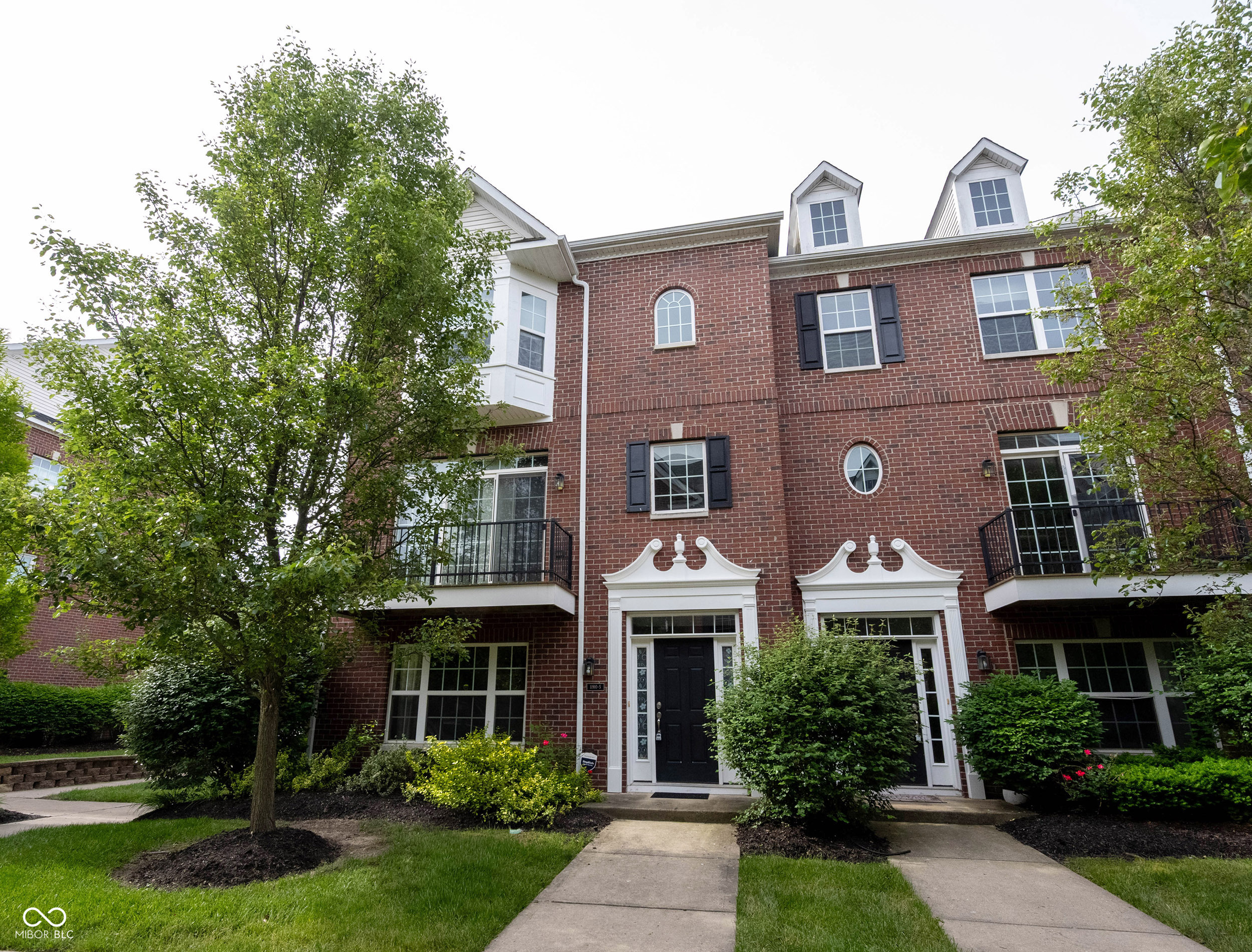 11910 Riley Drive, Unit 5 Zionsville, IN 46077 - Photo 1 of 40