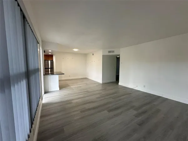 $2,000 | 651 Pine Drive, Pompano Beach, FL 33060