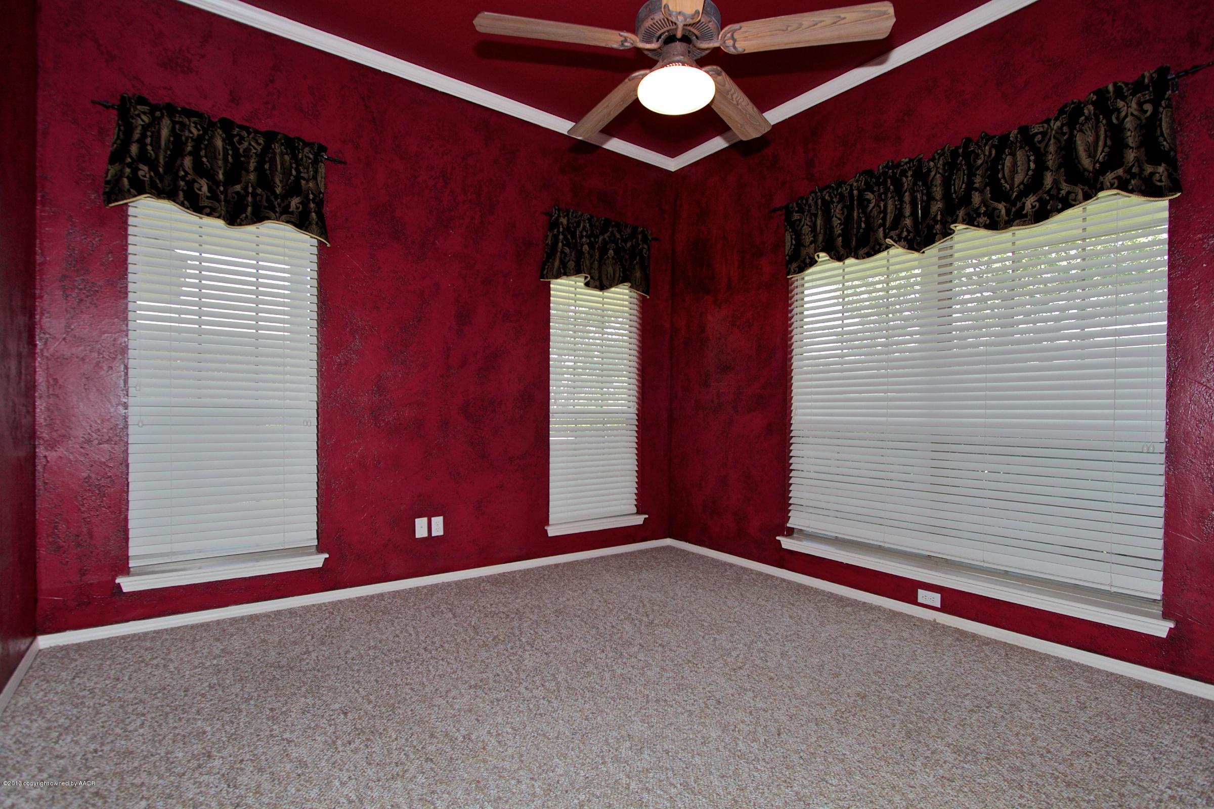 7913 Sheldon Road Amarillo, TX 79119 - Photo 11 of 24 Dining Room
