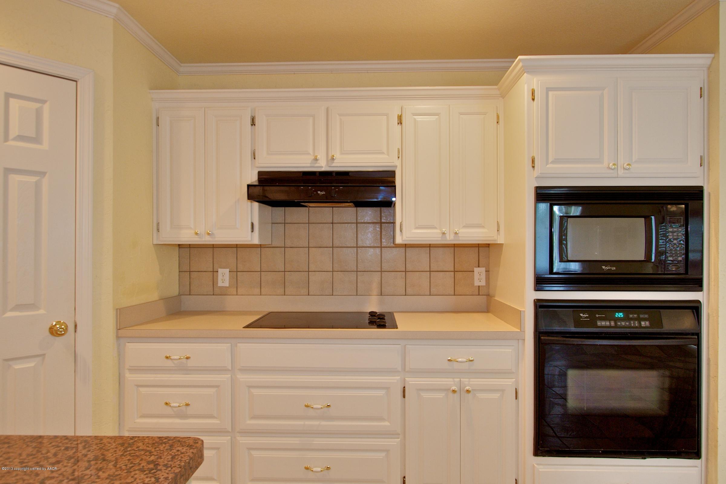 7913 Sheldon Road Amarillo, TX 79119 - Photo 9 of 24 Kitchen 3