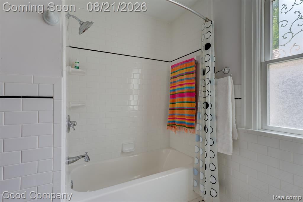 23 Hanover Road Pleasant Ridge, MI 48069 - Photo 36 of 52 Gallery Image 36