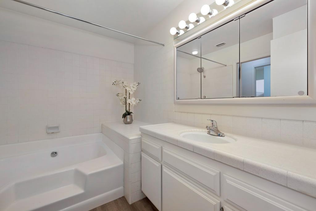 14846 Lago Drive Rancho Murieta, CA 95683 - Photo 18 of 43