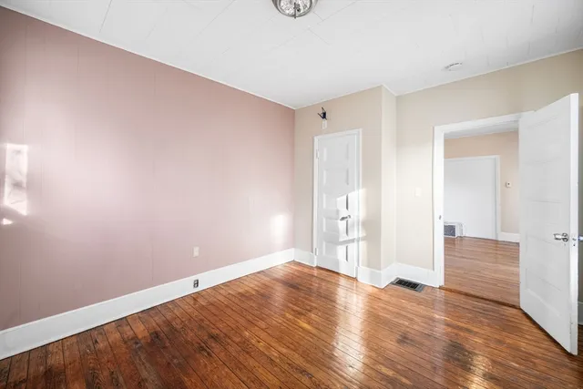 $2,400 | 12 Porter Street, Unit 1, Everett, MA 02149