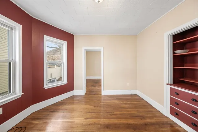 $2,400 | 12 Porter Street, Unit 1, Everett, MA 02149