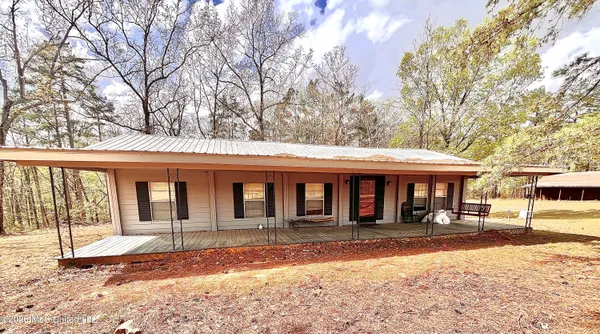 $160,000 | 3221 Pine Grove Road, Blue Mountain, MS 38610