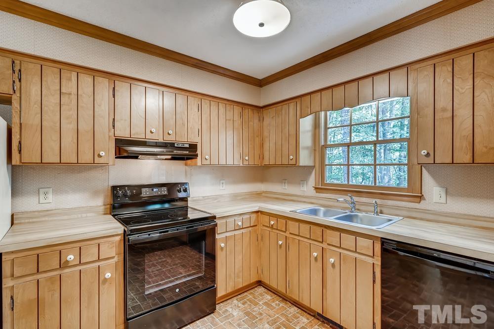 7408 Old Fox Trail Raleigh, NC 27613 - Photo 10 of 29 Gallery Image 10