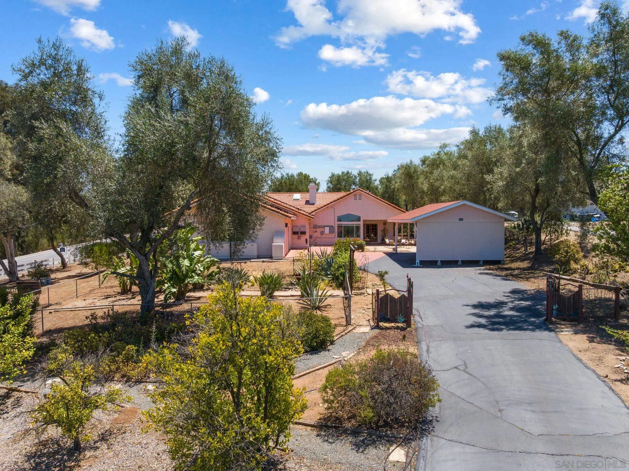 579 Alpine Trail Road Alpine, CA 91901 - Photo 2 of 58