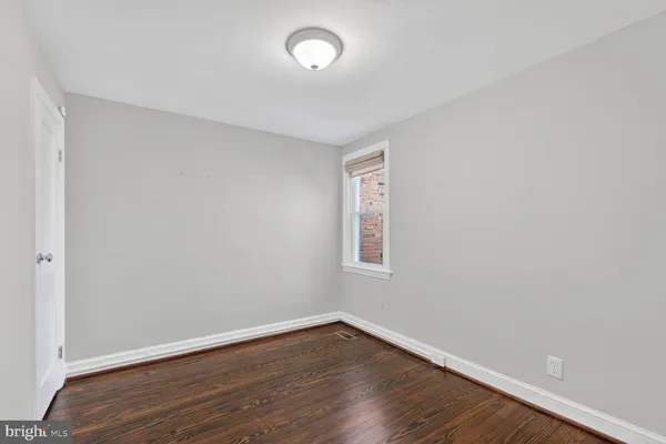 $3,500 | 124 Baggett Place, Alexandria, VA 22314